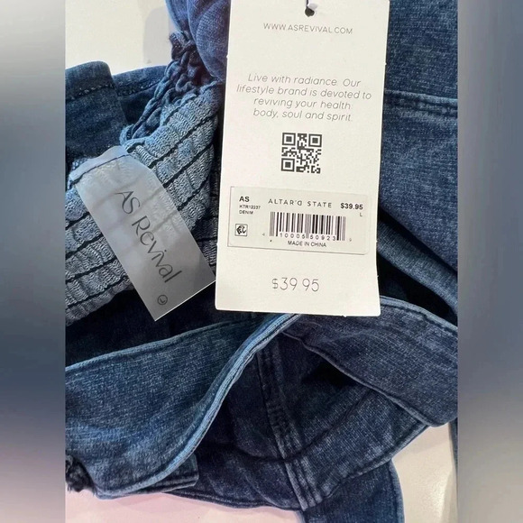 NEW with tags (NWT) Altar’d State Day To Day Denim Tank - Picture 7 of 7